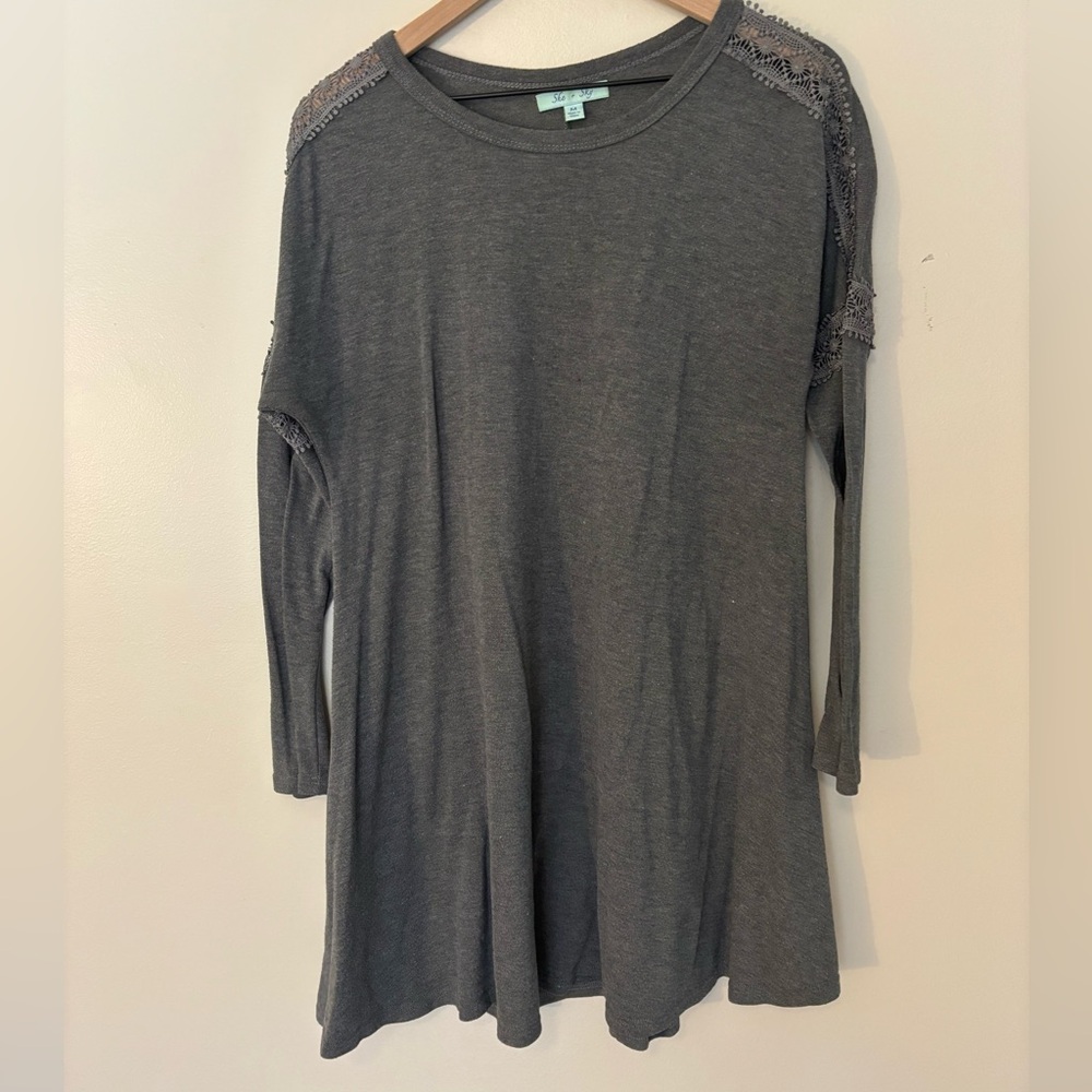 She + Sky Gray Long Sleeve Dress Lace Detail Size M